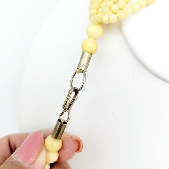 Vintage Beaded Bone Necklace Multi Strand Carved Focal Ethnic Tribal Bohemian - Picture 6 of 6